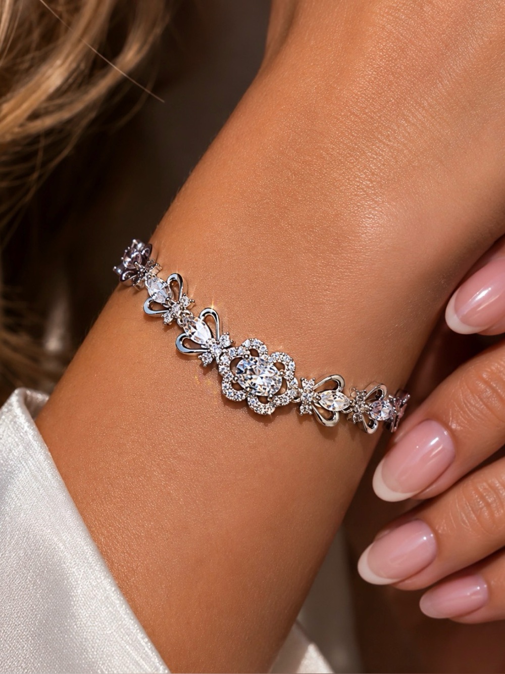 NEW! 14k White Gold Plated Floral CZ Bracelet  with extender attached